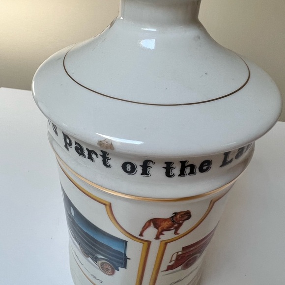 Mack Trucks Vintage Ceramic Wild Turkey Decanter with Gold Bulldog Topper - Picture 14 of 15